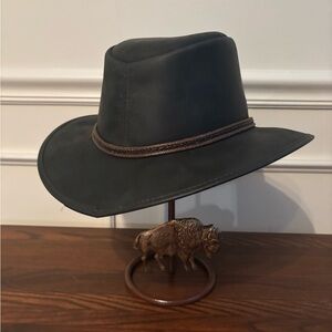 Men's Black Leather Hat